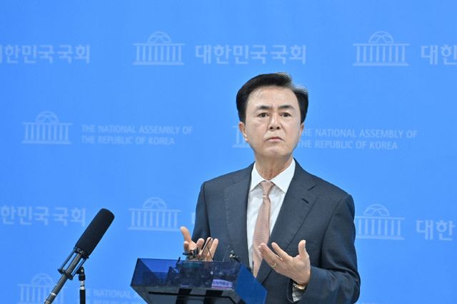 temp_1770606943684.-1860096996