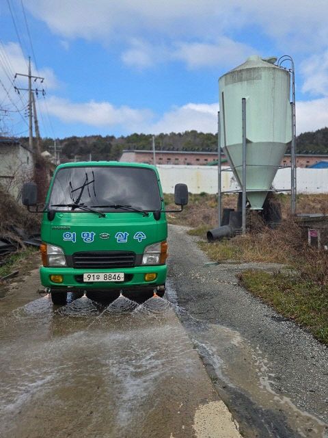 가금류 및 돼지사육농가, 살수차를 통한 소독 (2)