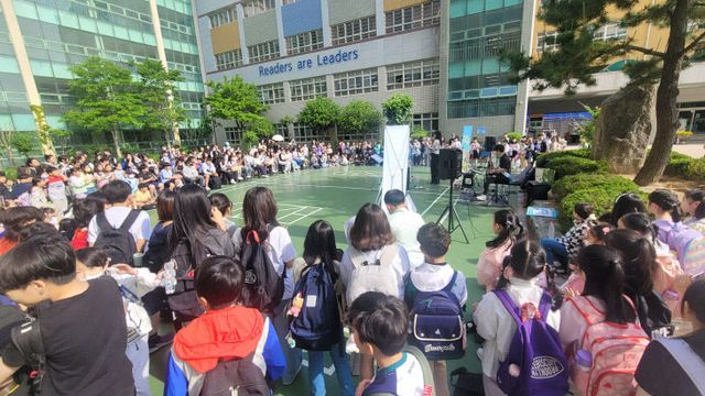 음악과 함께하는 순회 공연과 챌린지 모습