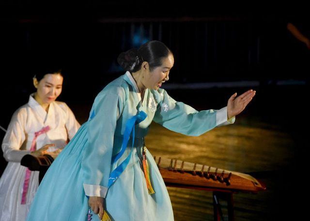 2. 국악공연모습