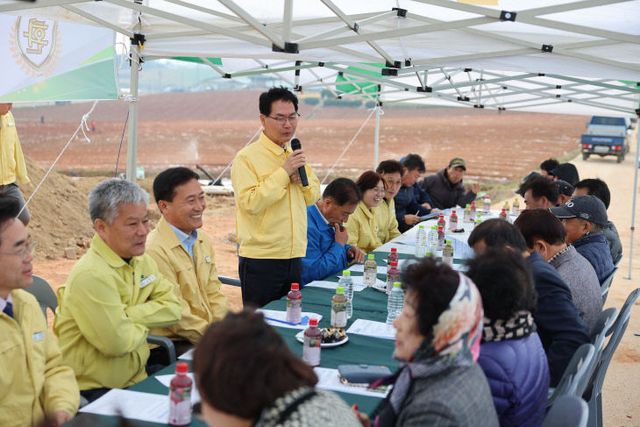 주민 숙원 해결·김치산업 기반 강화 현장행정(1)