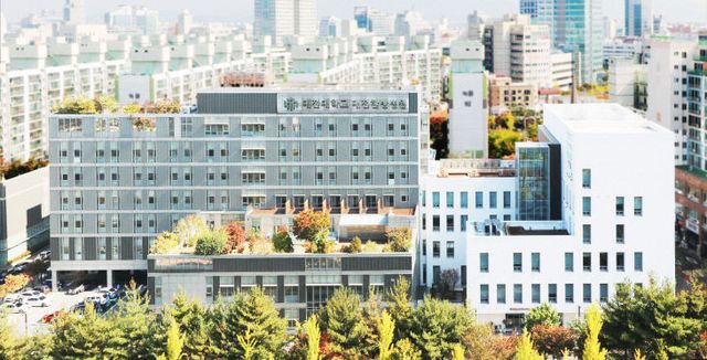 2-(1) 대전한방병원전경