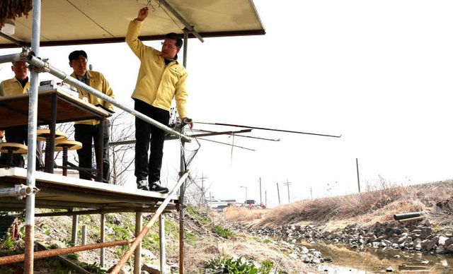 부안군, 하천·계곡 내 불법시설 정비 TF 현장 점검 (2)