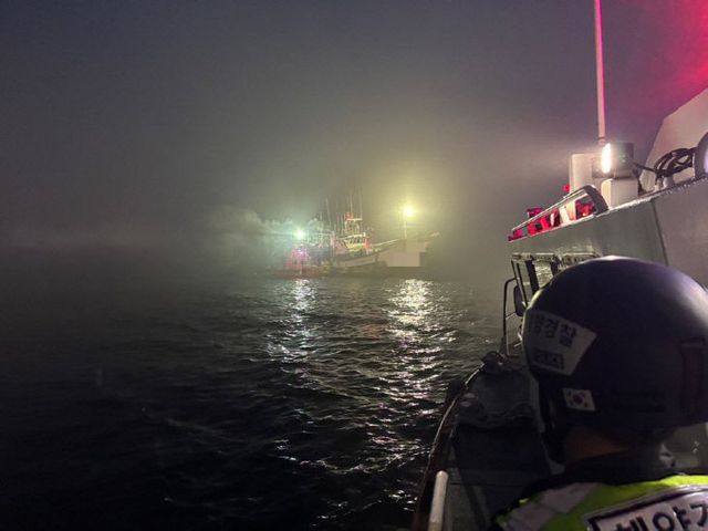 부안해경, 위도 해상 어선 화재 초기진압1