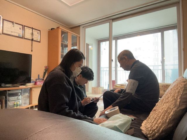 1. 생활보장과-민관협력 동행상담 '위로상점' 추진