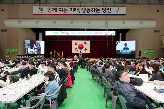 사본 - (사진2)장애인의 날 기념식1