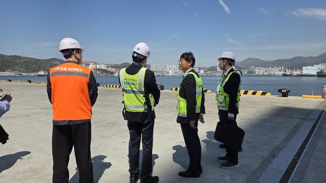 (보도사진2) 부산항만공사, 감천항 3부두 확최