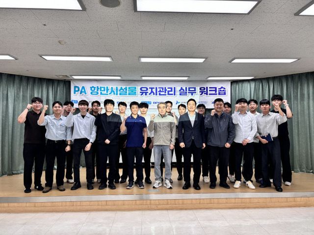 [260522 보도사진] 참석자 단체사진 2