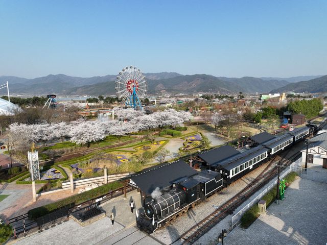 2-2. 곡성 섬진강 기차마을 전경