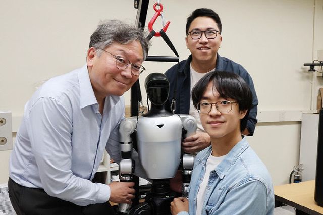 KAIST