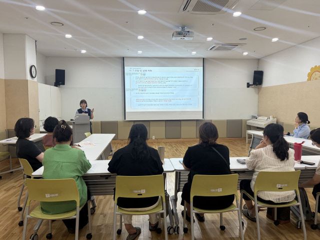 [사진자료] 6.11 보육과정 기록하기
