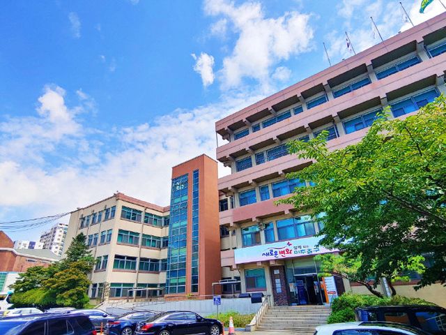 인천 미추홀 구청 전경