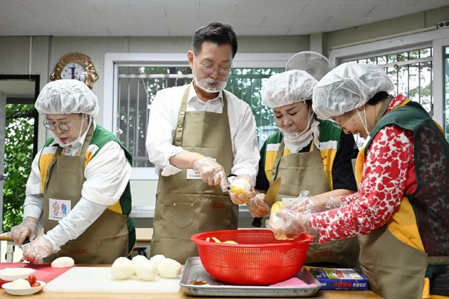 중촌효심정 무료급식소 배식 봉사활동