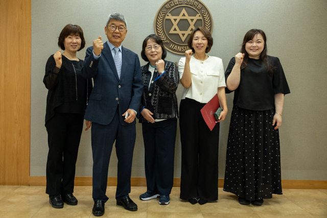 경성대학교(총장 이다.