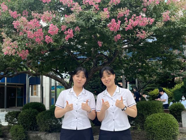 11-1. 대전여상 쌍둥이(박한별, 박하늘) 사진1