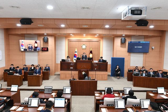 김해시의회 제280회 임시회 제2차 본회의 사진