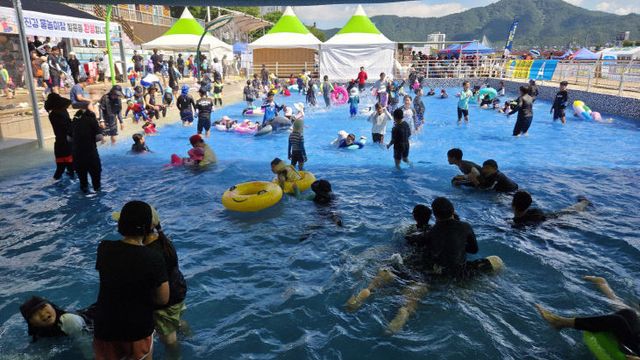 1 탐진강 물놀이장 연장운영 (1)