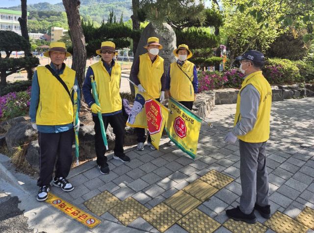 7.3(김해시 노인일자리사업 폭염 대응 강화)1
