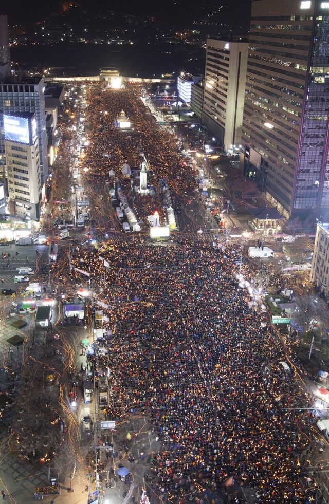 1000021582.jpg 그냥 답없다 7일 토요일 저녁 시위 한번에 끝내는 게 맞다