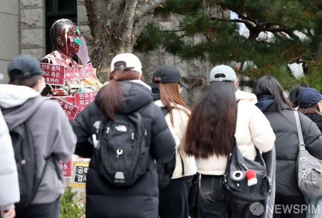 234.jpg 와 근데 동덕여대 대다수가 미친거 맞긴하네 ㄷㄷㄷㄷ