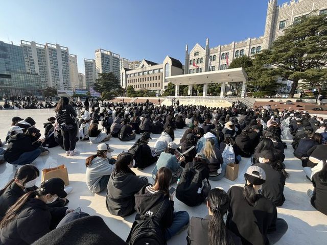 1000002282.jpg 동덕여대 페미들 시위 떴다 ㄷㄷㄷ;;;