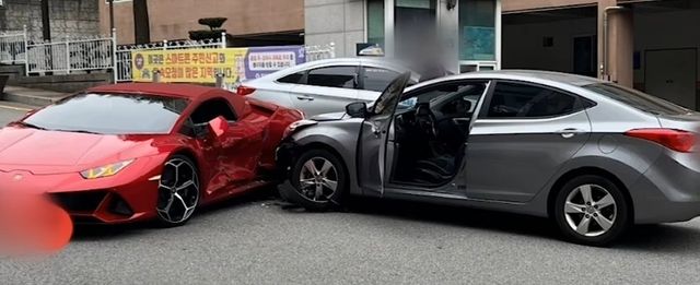 3223.jpeg 아반떼가 박은 우라칸 차주의 글