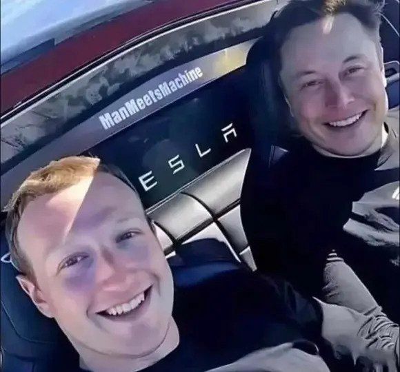 7807891994_486616_96b35cc3634d60fded8c61f318d6ddc4.jpg 부자 두 명이 거지 보고 웃는 짤. jpg