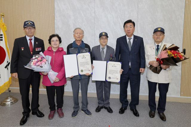 02-1 청주시, 6ㆍ25전쟁 참전유공자 화랑무공훈장 수여