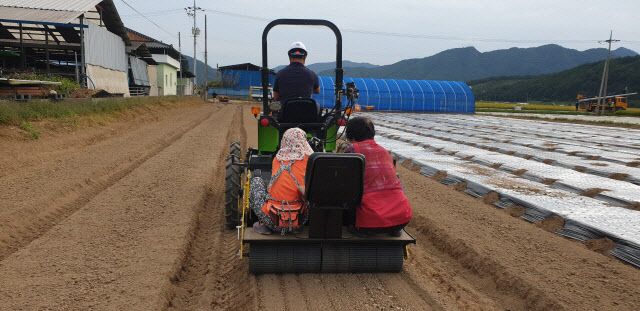 합천군 농기계 공급 지원사업 확대 운영