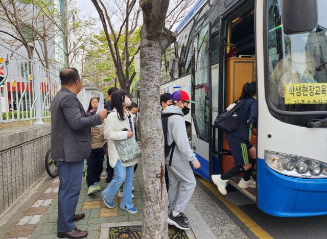 부산교육청, 학생 안전교육에 전세버스 452대 지원