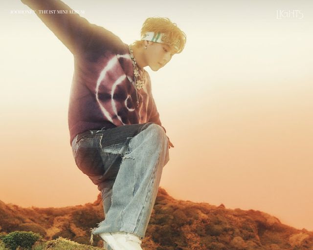 03_몬스타엑스 주헌_첫 미니 앨범_라이트_
