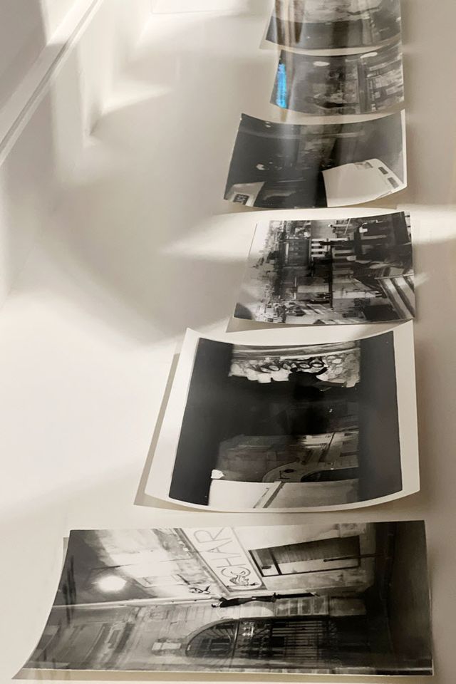 제이알의 한국 첫 대규모 개인전 ‘JR: CHRONICLES’ 전경(사진