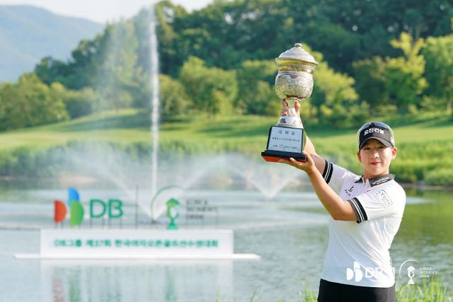 홍지원 트로피_8