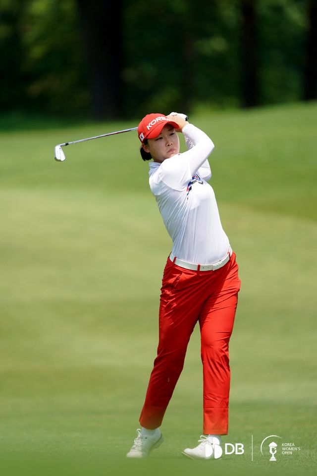 김민솔 5번홀 세컨드샷