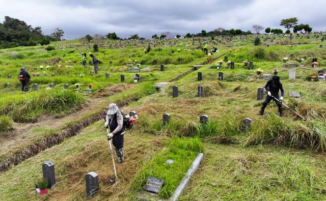 추석 앞두고 벌초