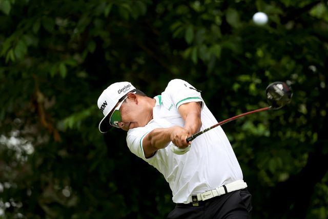 김연섭 5번홀 드라이버 티샷