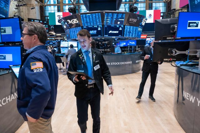 US-MARKETS-OPEN-FRIDA...