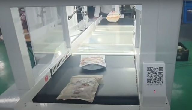 오아시스마켓 무인결제기 시연모습