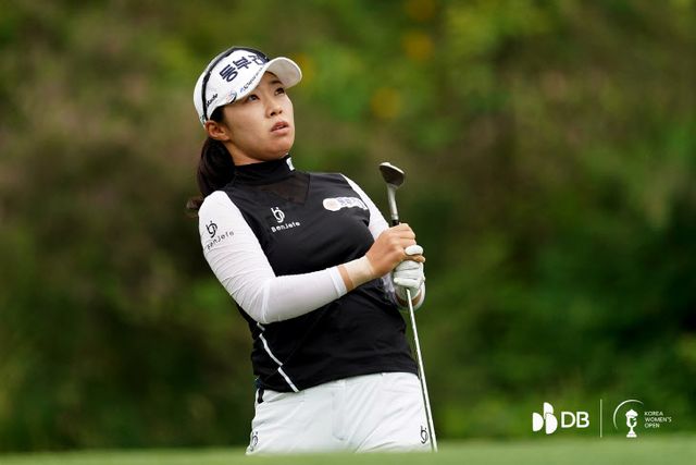 김수지 4번홀 세컨드샷_1