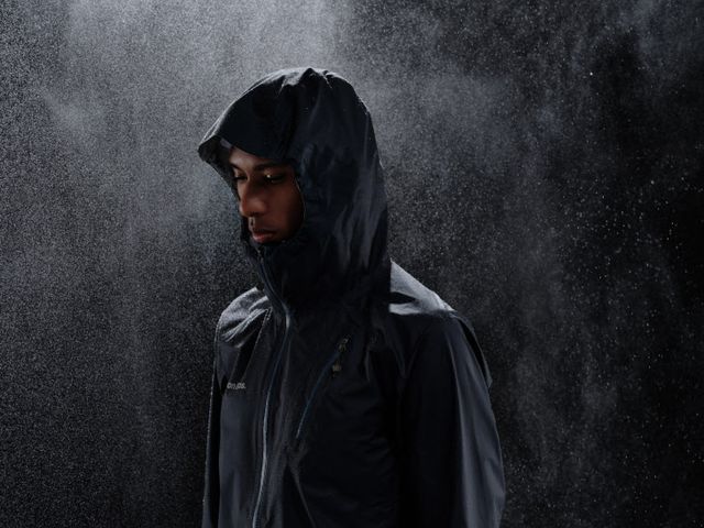 [참고사진] 티톤브로스 페더 레인 재킷_3