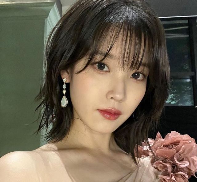 아이유 인스타그램