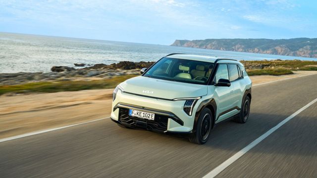 Kia Electric SUV EV3 Taxi (2)