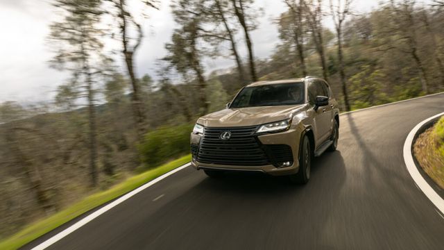 Import SUV BMW dominates (4)