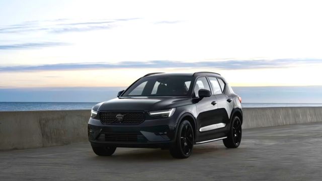 XC40 Black Edition Launched (2)