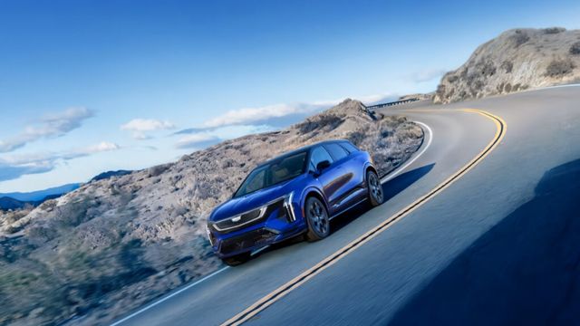 Cadillac Optiq-V Revealed (2)