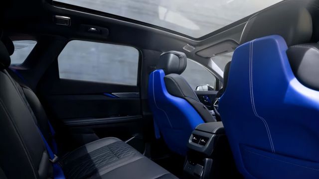 Cadillac Optiq-V Revealed (4)