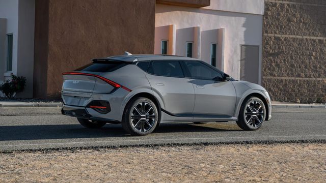 Used EV Sales Surge (9)