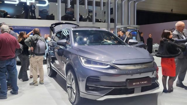 The auto parts industry crisis (8)