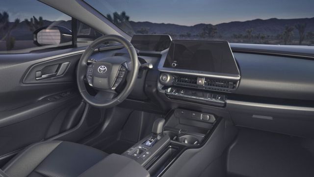 Prius Nightshade Edition (3)