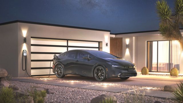 Prius Nightshade Edition (4)